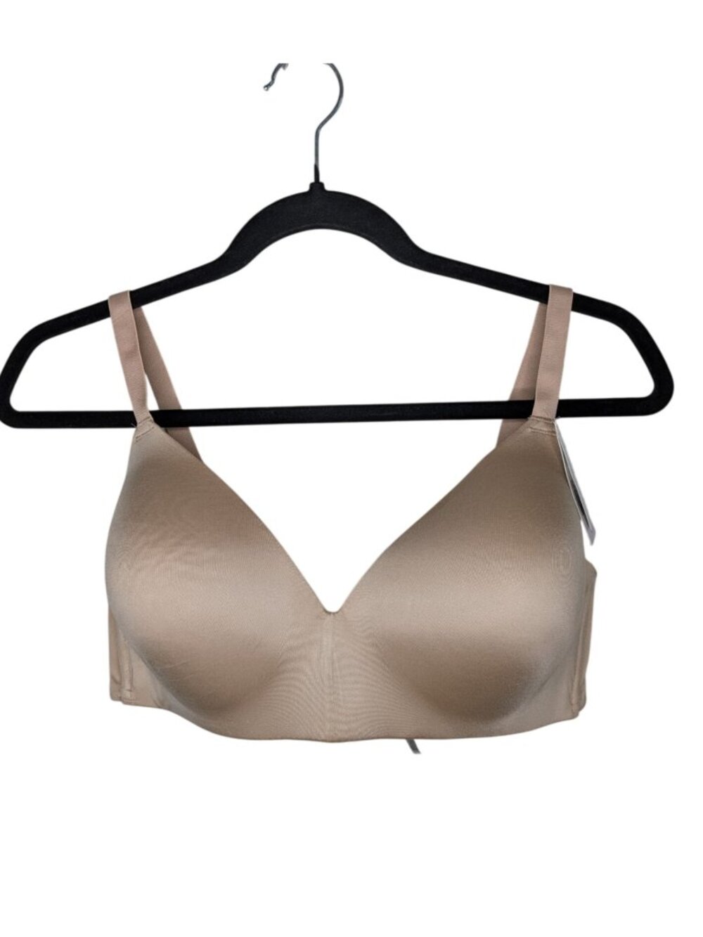 B. Tempt'd by Wacoal 36D Future Foundation Wireless Contour Bra 956281